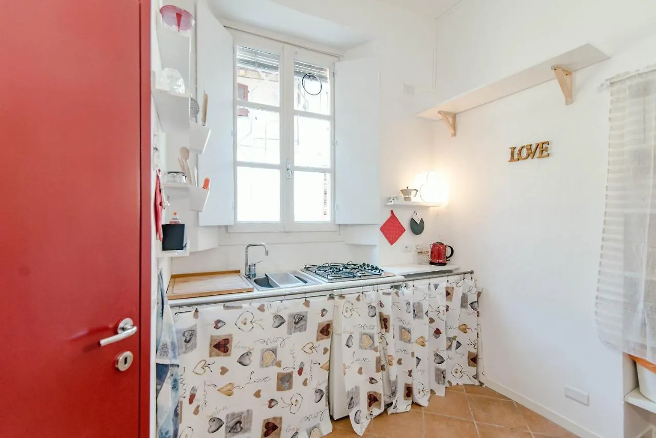 Red Passion Apartment Cernobbio Italy